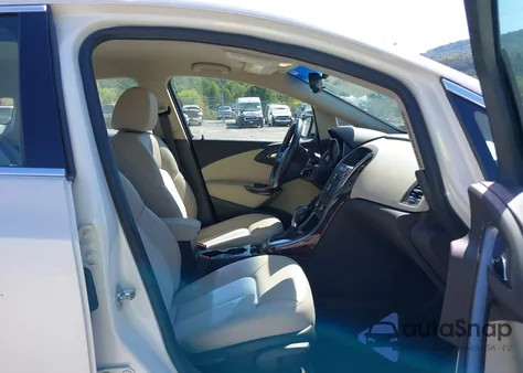 2015 Buick Verano z USA, uszkodzony, nr VIN 1G4PP5SK1F4206592